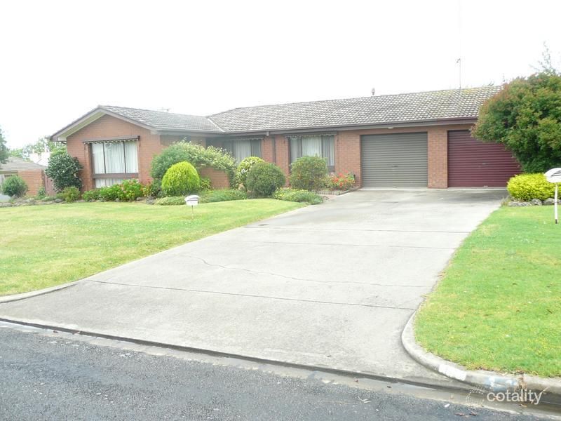 2/11 Loch Park Rd, Traralgon, VIC 3844