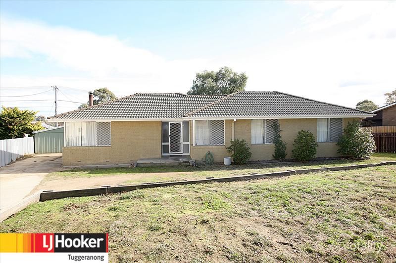 28 Sainsbury St, Wanniassa, ACT 2903