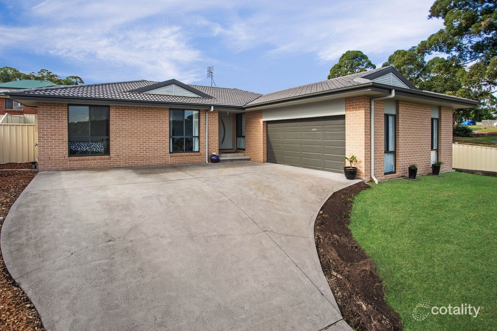 2 Parlah Cl, Mount Hutton, NSW 2290