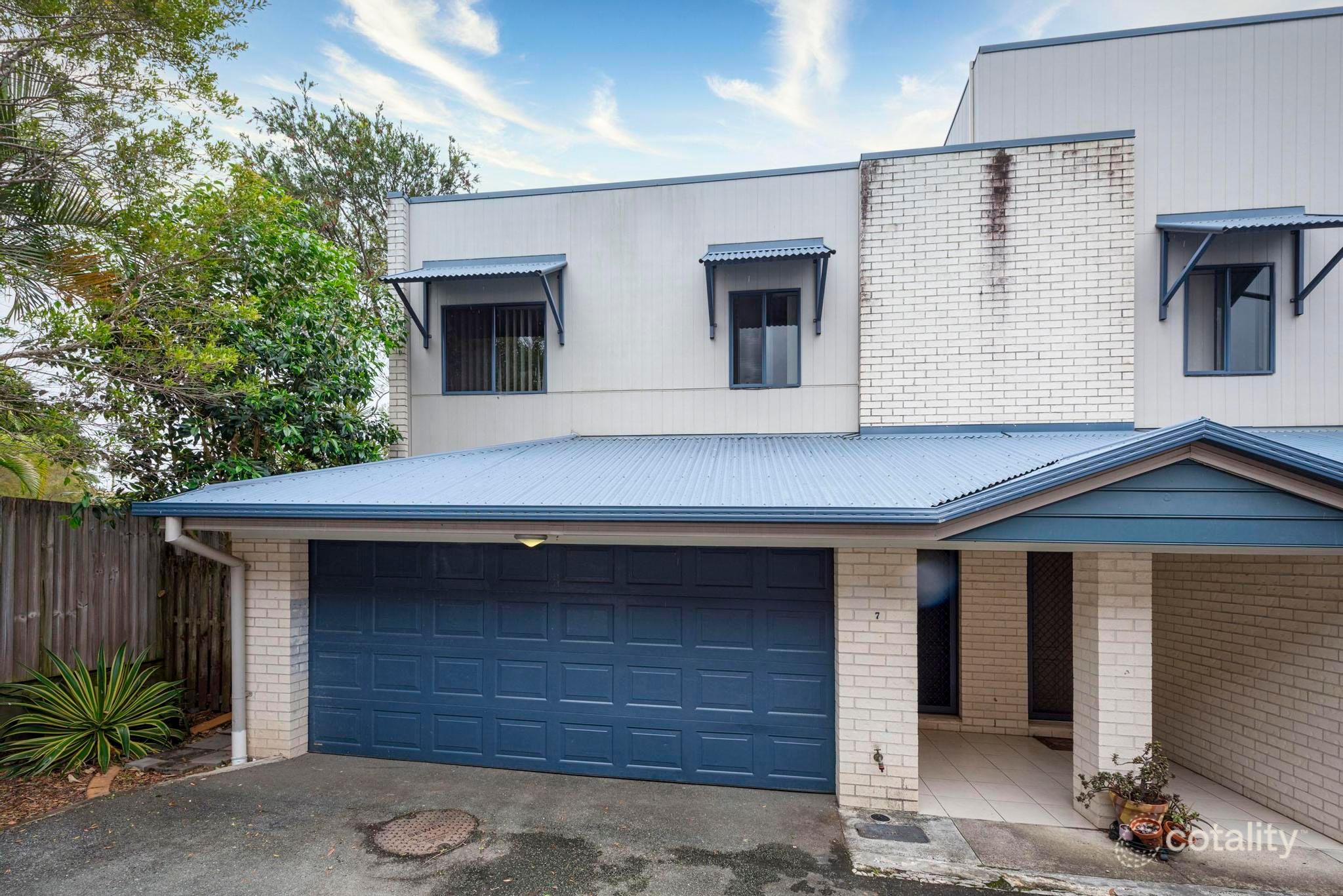 7/170 Whiting St, Labrador, QLD 4215