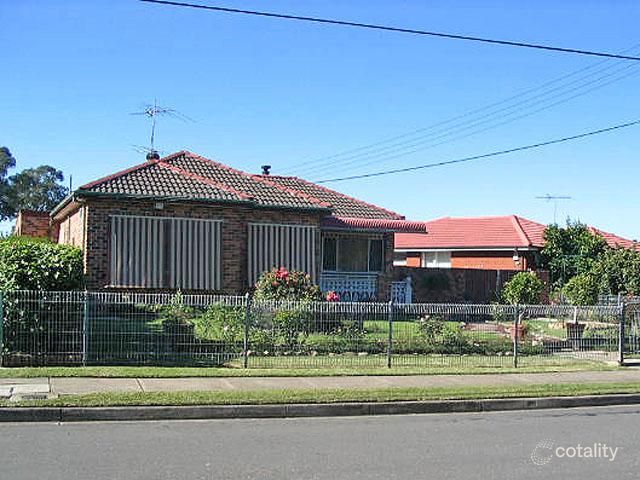37 Baragoola St, Fairfield West, NSW 2165