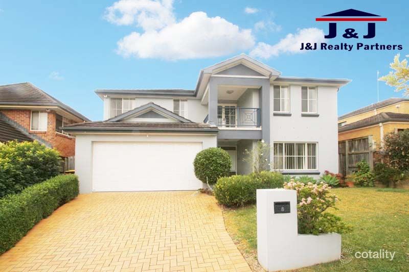 8 Glamis Pl, Castle Hill, NSW 2154