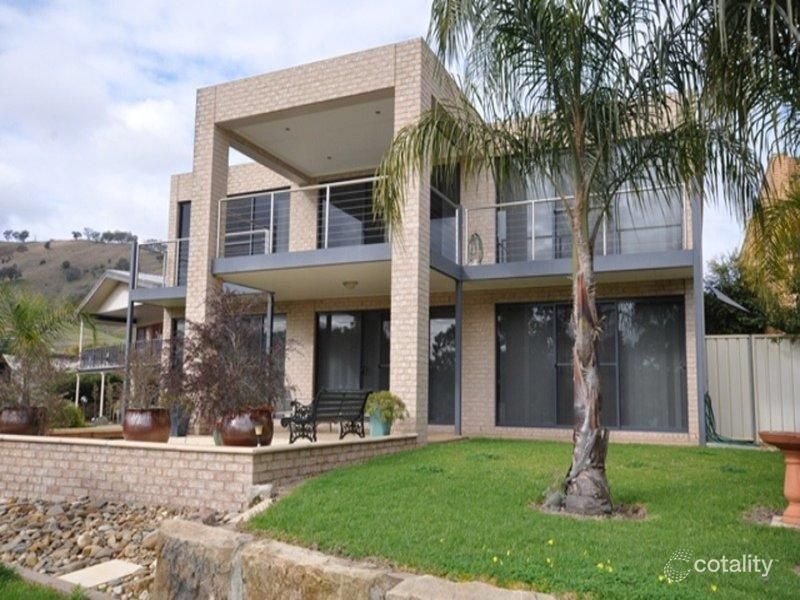 6 Lees Cres, Bellbridge, VIC 3691