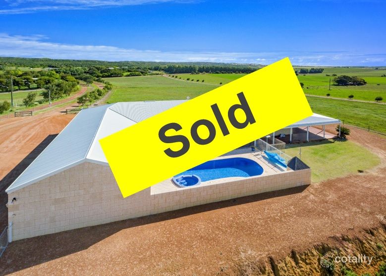 40 Mcconkey Rd, Greenough, WA 6532