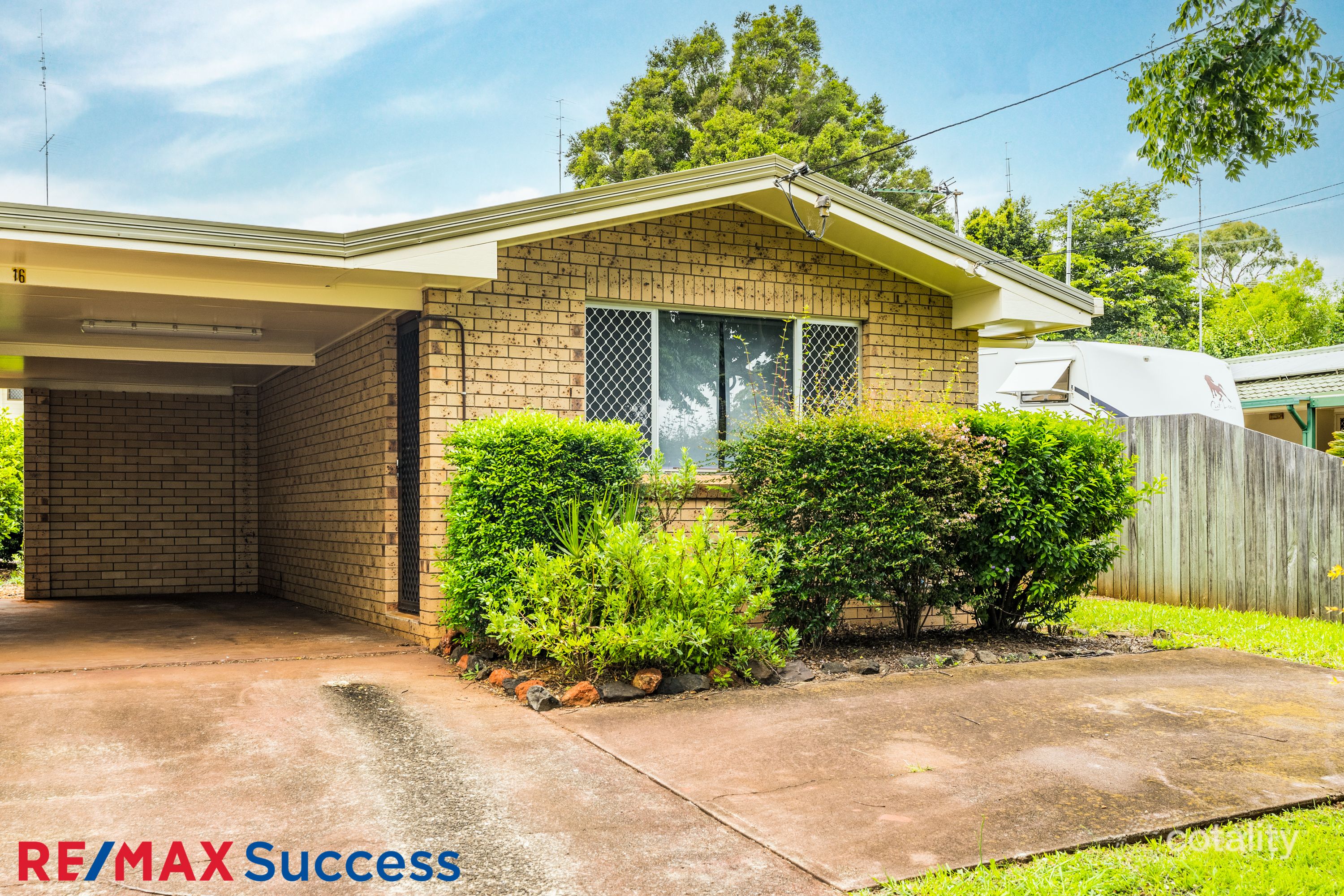 2/16 Behland St, Kearneys Spring, QLD 4350
