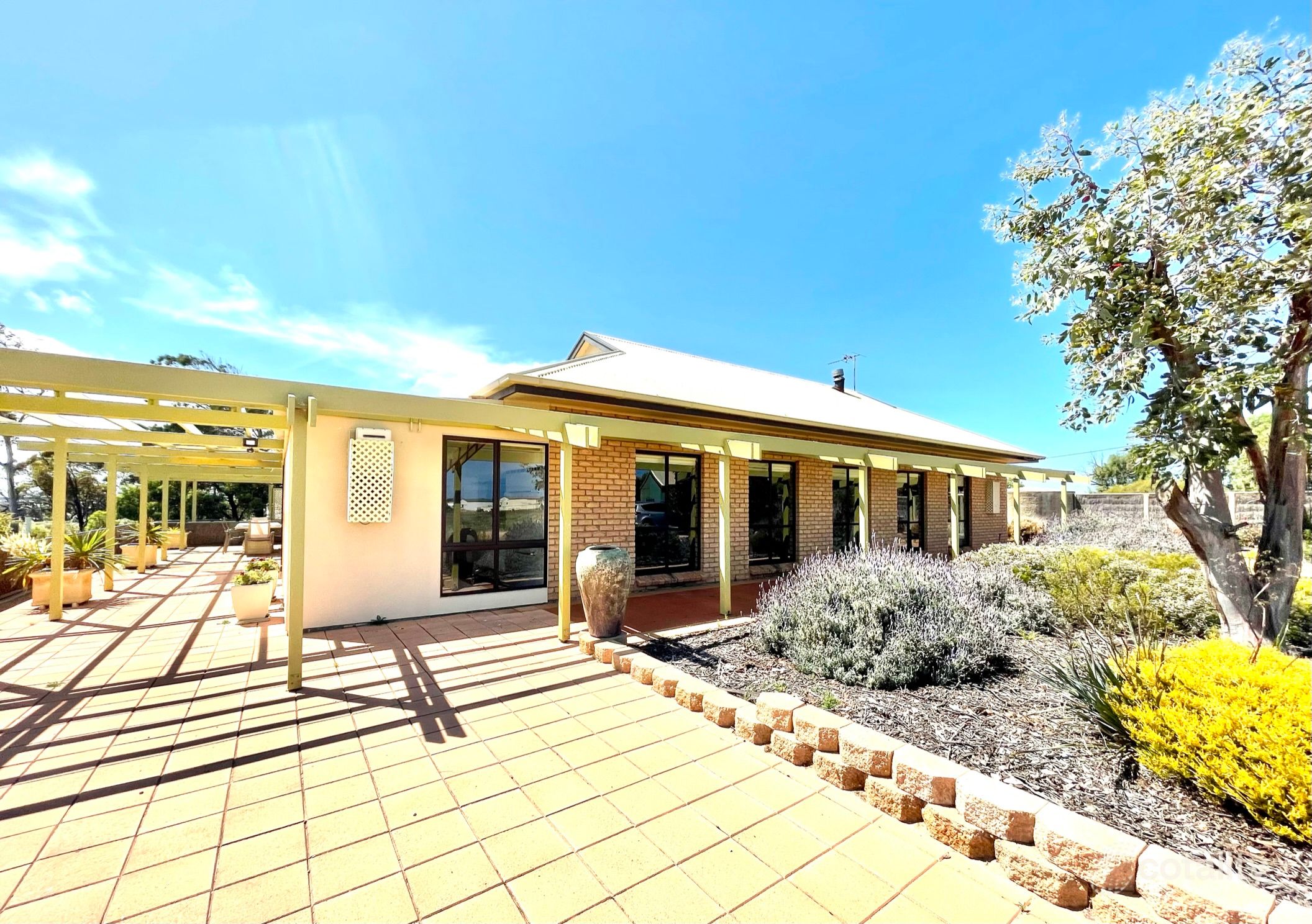 21 Bosanquet Bvd, Ceduna, SA 5690