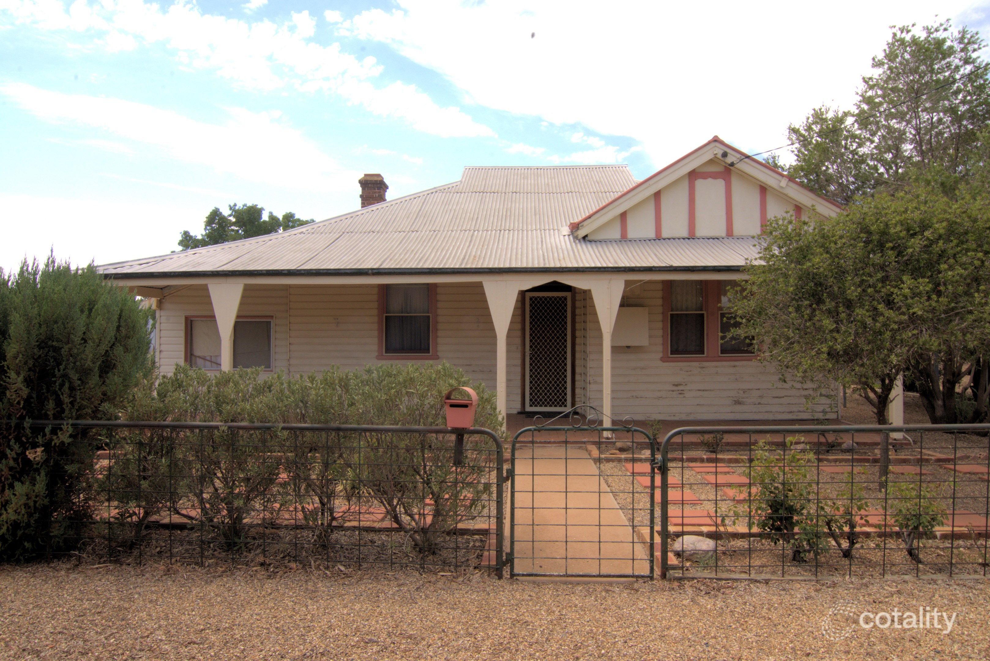 35 De Boos St, Barmedman, NSW 2668