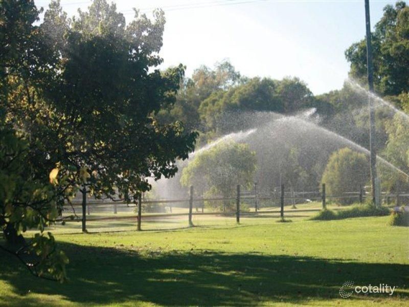 1640 Neaves Rd, Bullsbrook, WA 6084