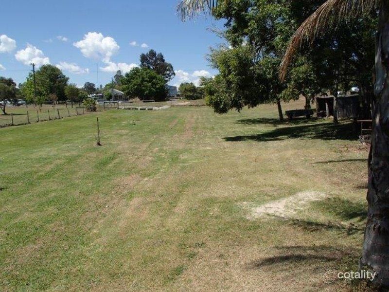 14 Avon St, Texas, QLD 4385