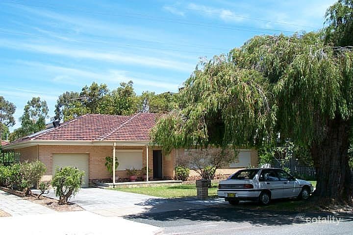 90 Mackie St, Victoria Park, WA 6100