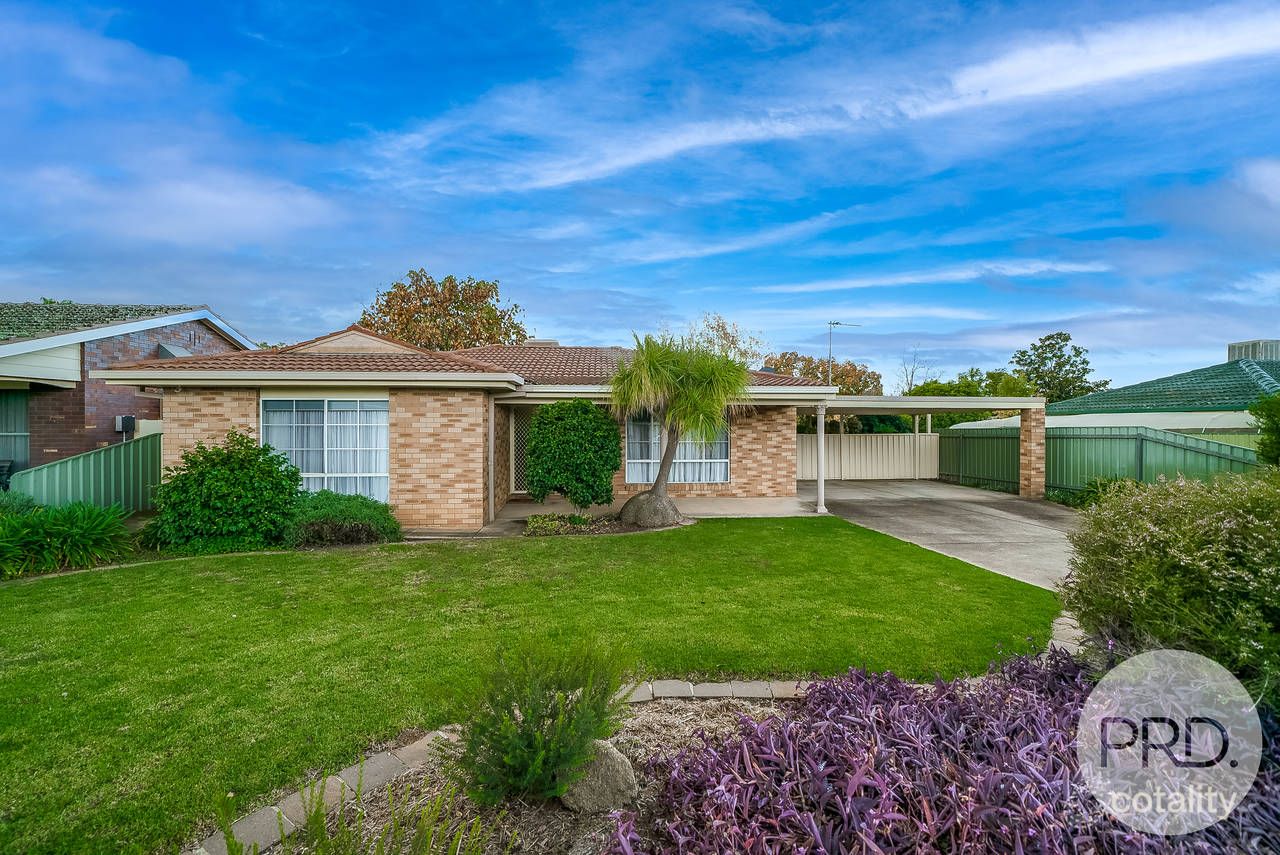 46 Undurra Dr, Glenfield Park, NSW 2650