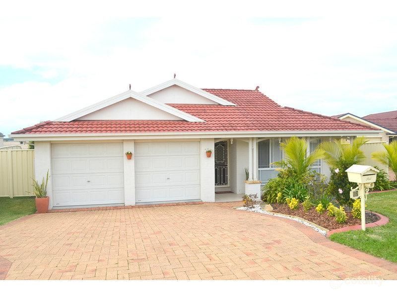62 Golden Wattle Cres, Thornton, NSW 2322