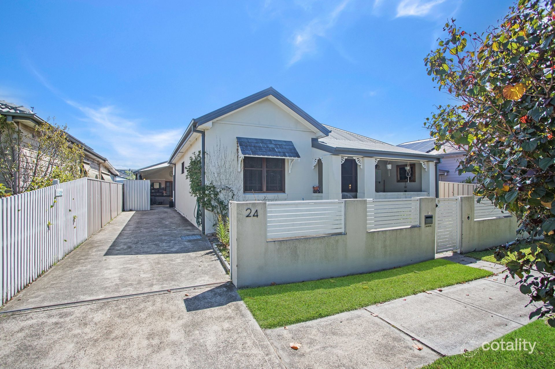 24 Gow St, Hamilton North, NSW 2292