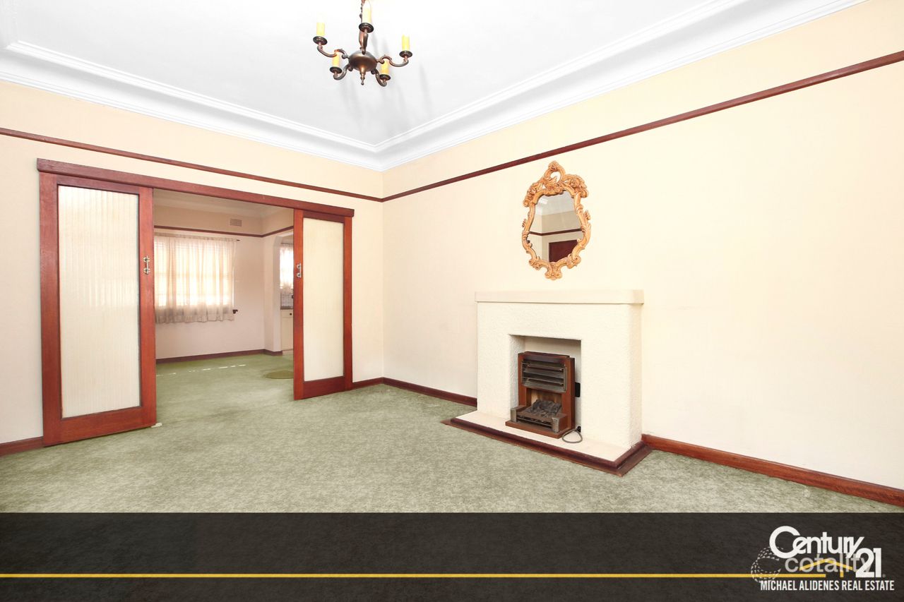 22 Panorama Rd, Kingsgrove, NSW 2208