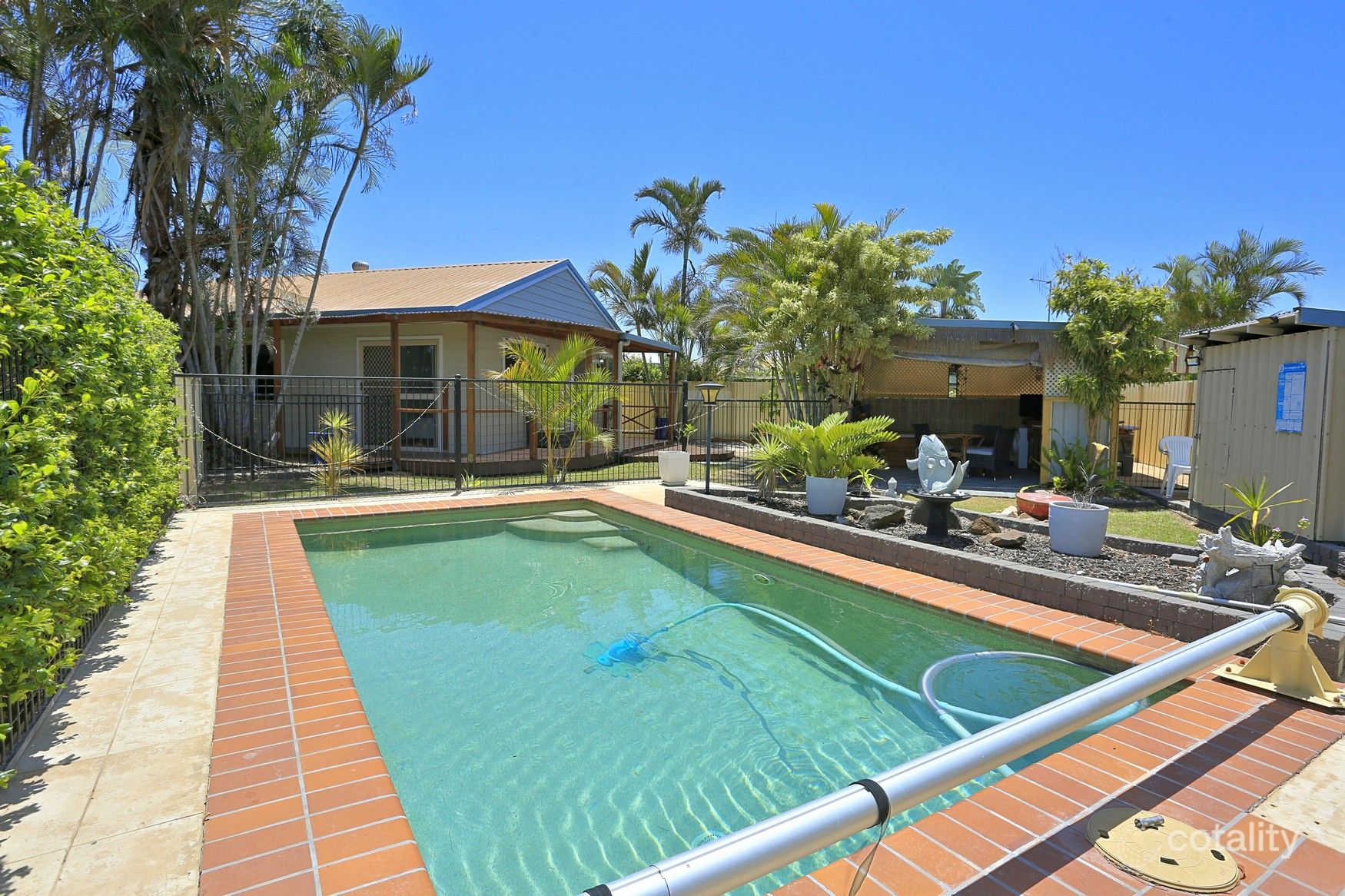 13 Eadie Ct, Avenell Heights, QLD 4670