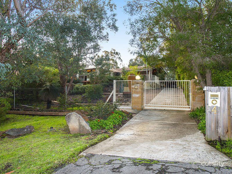 4 Michael Cres, Boya, WA 6056