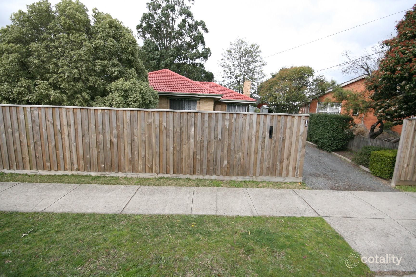 393 Scoresby Rd, Ferntree Gully, VIC 3156
