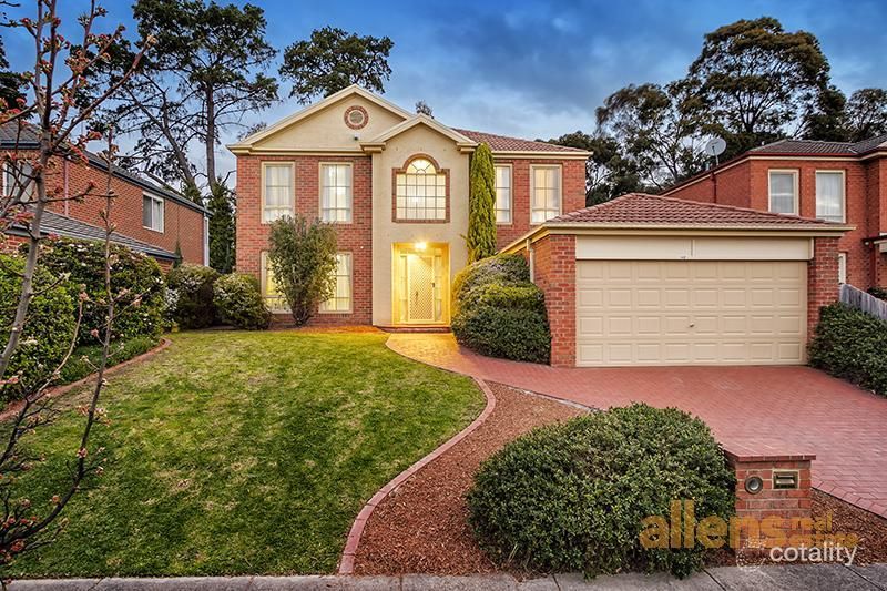 17 Cherrybrook Cl, Nunawading, VIC 3131