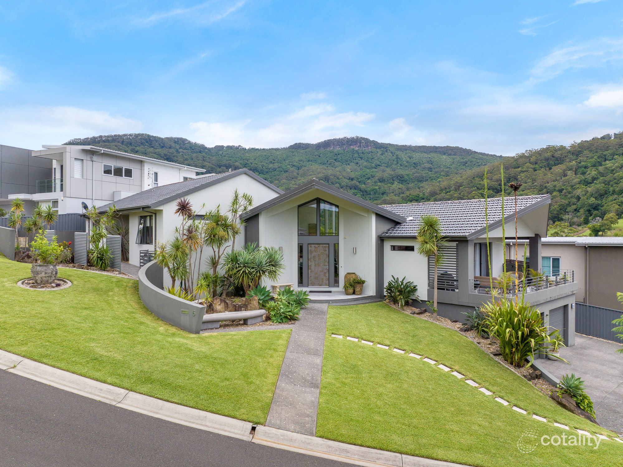 6 Dalmeny Ave, Figtree, NSW 2525