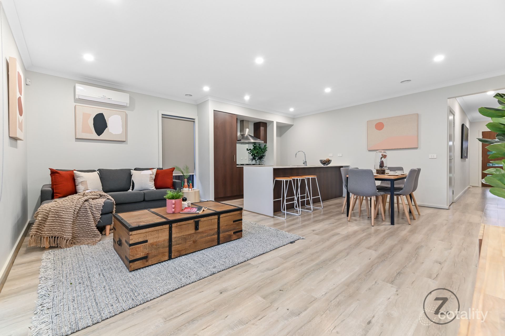 82 Athletic Cct, Clyde, VIC 3978