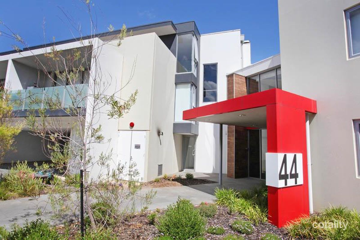 18/44 Eucalyptus Dr, Maidstone, VIC 3012