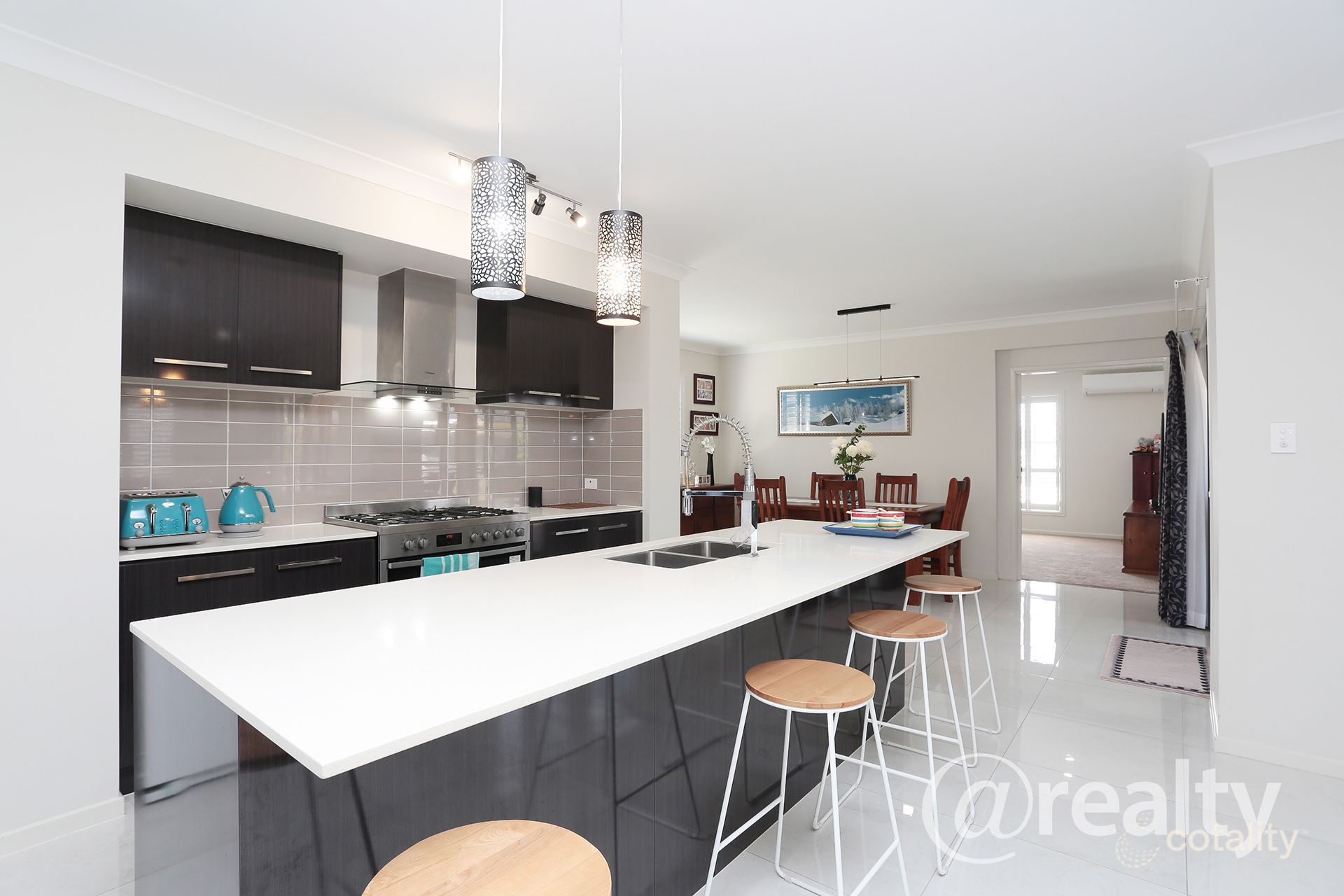 18 Lauremeg Pl, Logan Village, QLD 4207