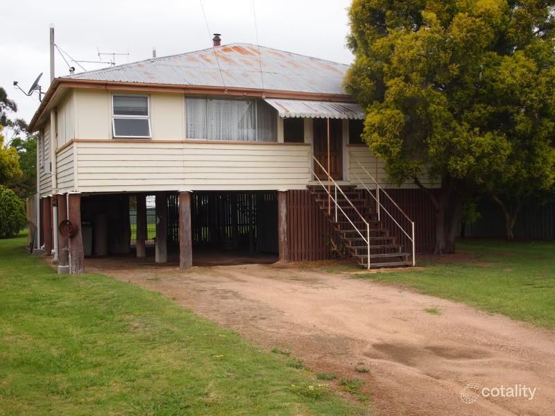 4 West St, Millmerran, QLD 4357