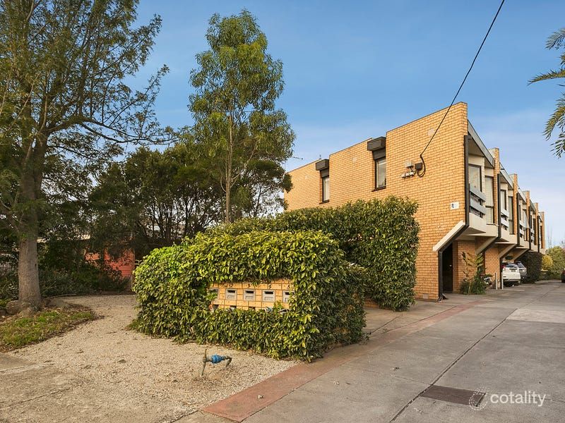 2/12 Balmoral St, Essendon, VIC 3040