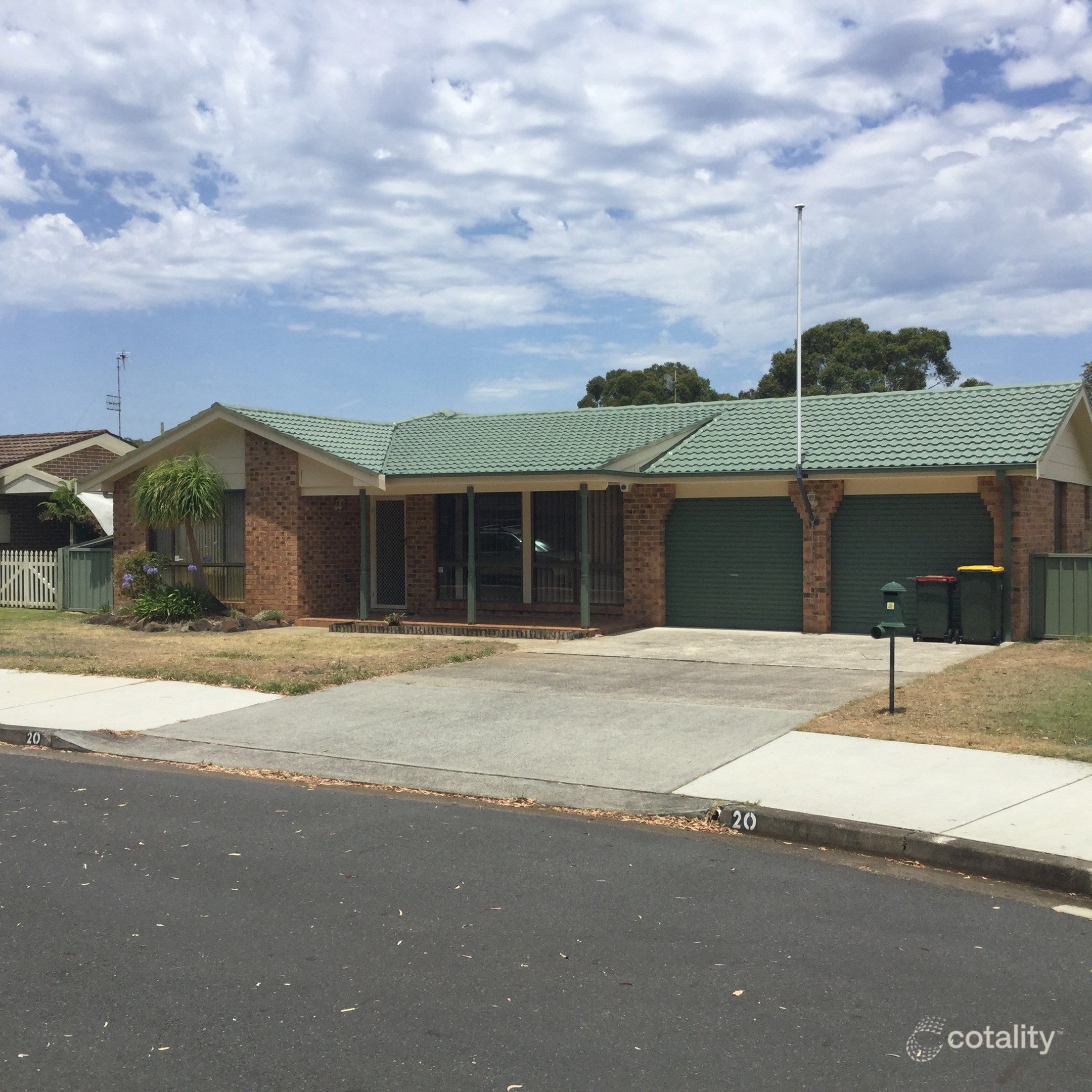 20 Flora Pde, Tuncurry, NSW 2428