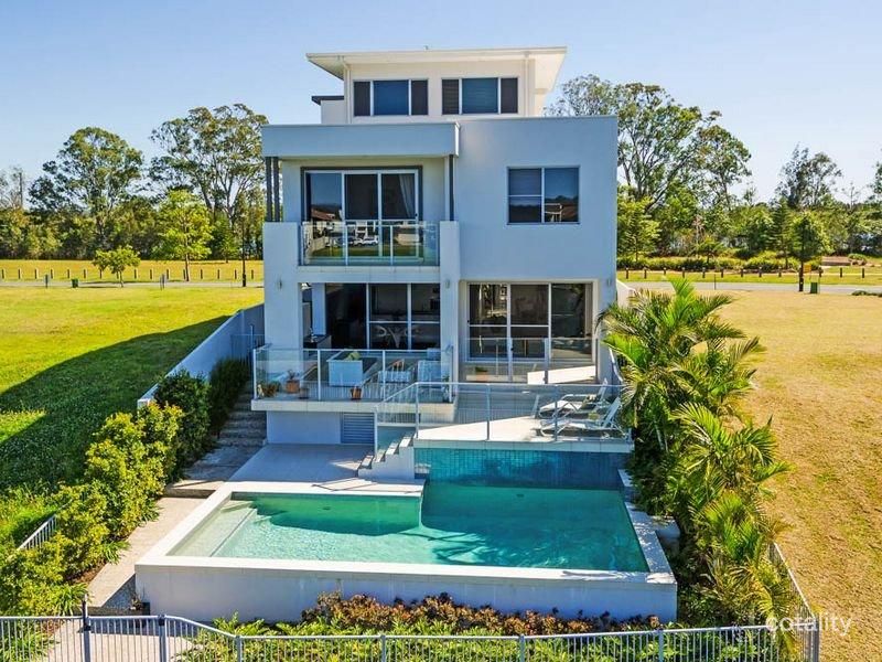 62 River Links Bvd E, Helensvale, QLD 4212