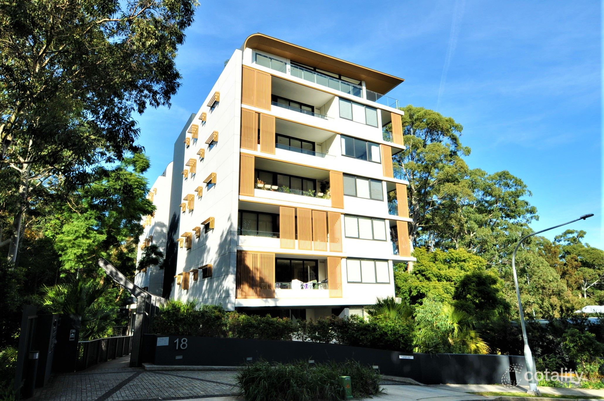701/18 Freeman Rd, Chatswood, NSW 2067