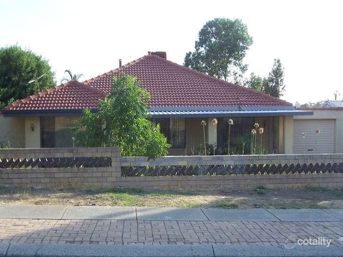 35 Nelligan Ave, Girrawheen, WA 6064