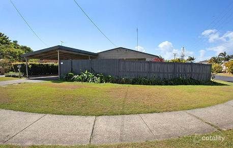 42 Amarina Ave, Mooloolaba, QLD 4557