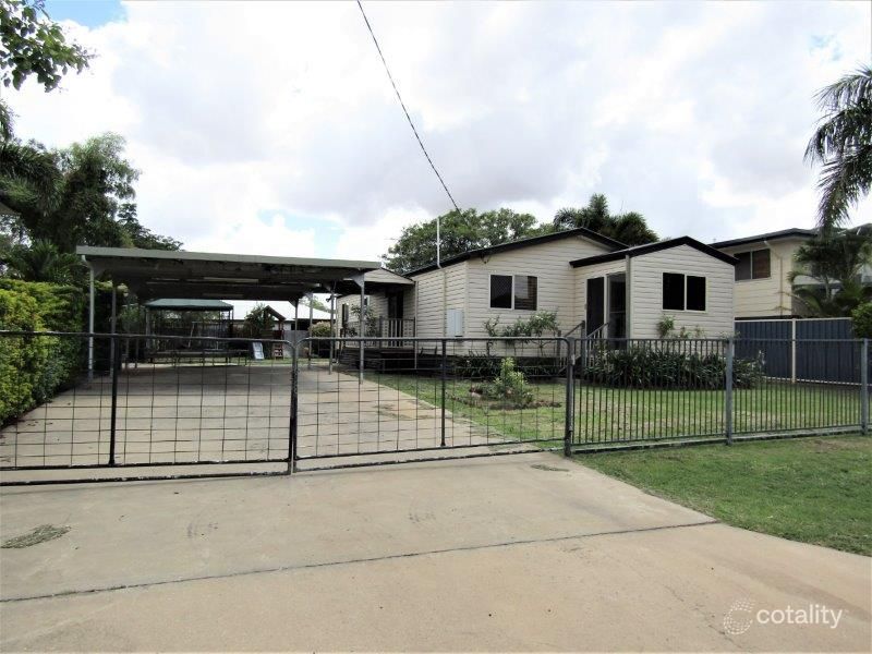 14 Adams Cres, Blackwater, QLD 4717