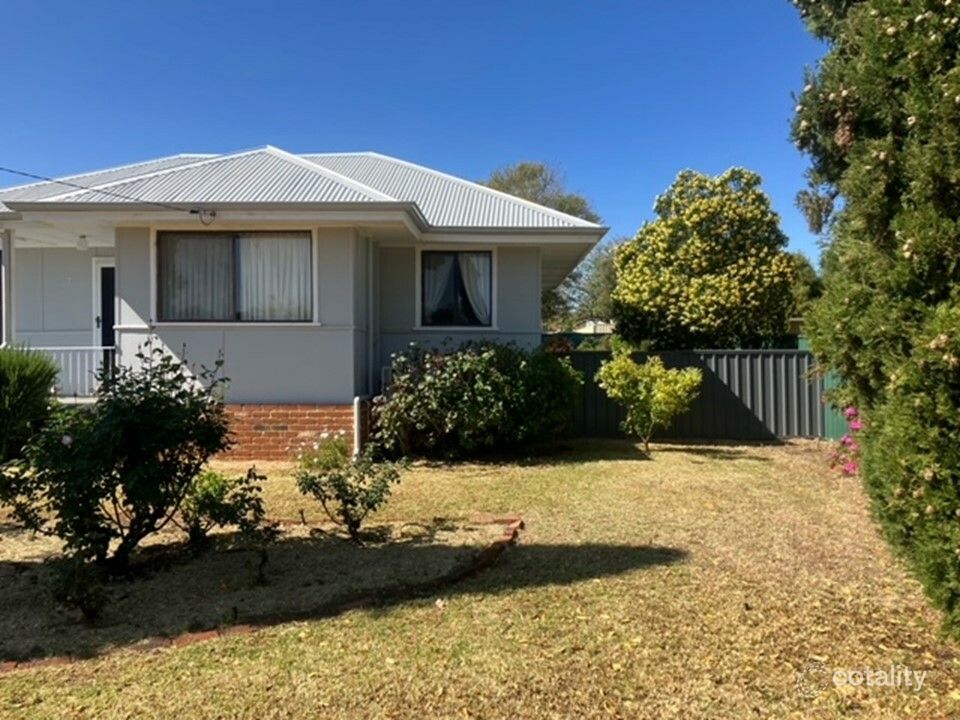 7 Caw St, Merredin, WA 6415