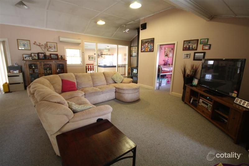 90 Wellington St, Geurie, NSW 2818