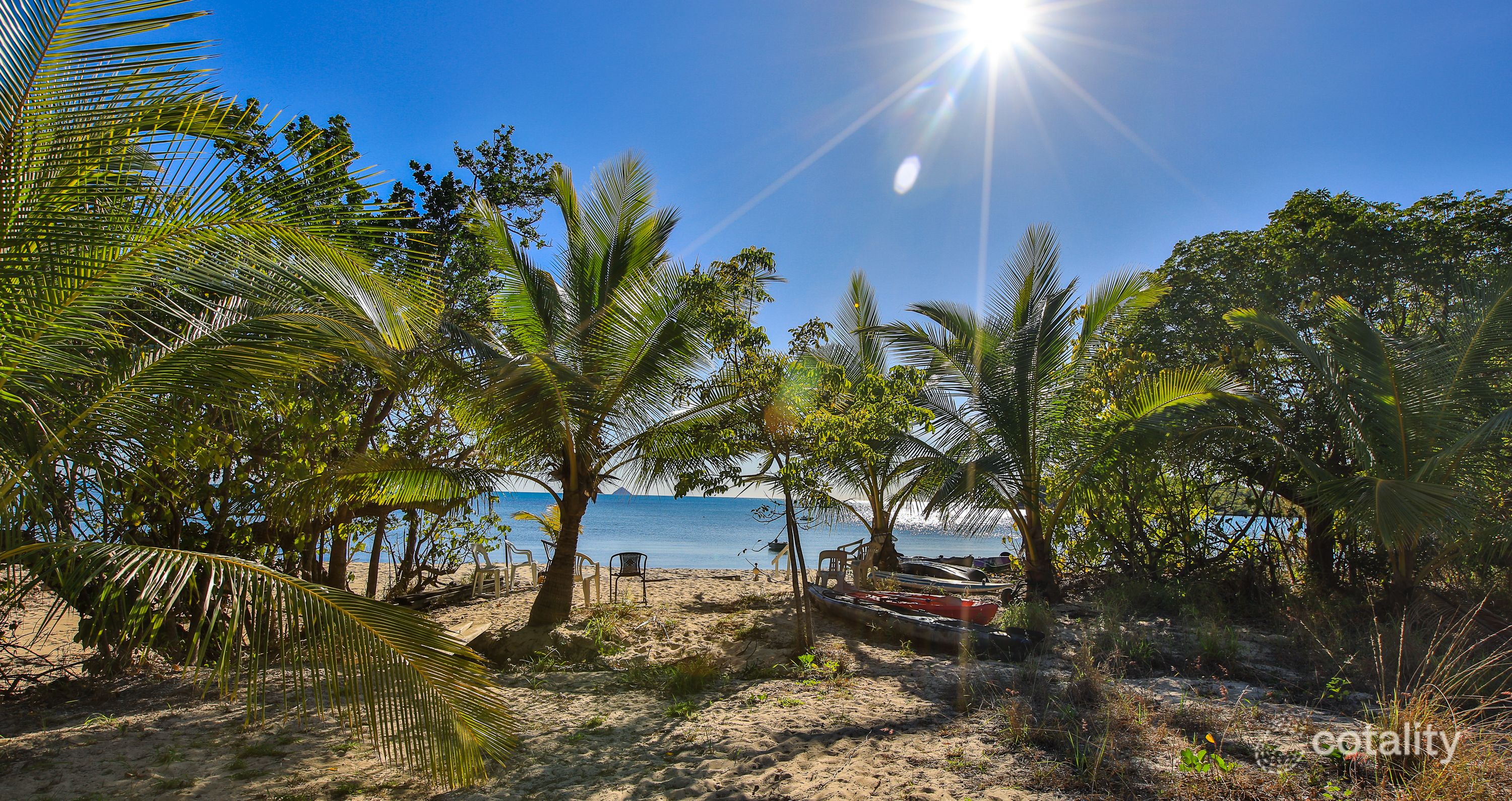 28 Gloucester Ave, Hideaway Bay, QLD 4800
