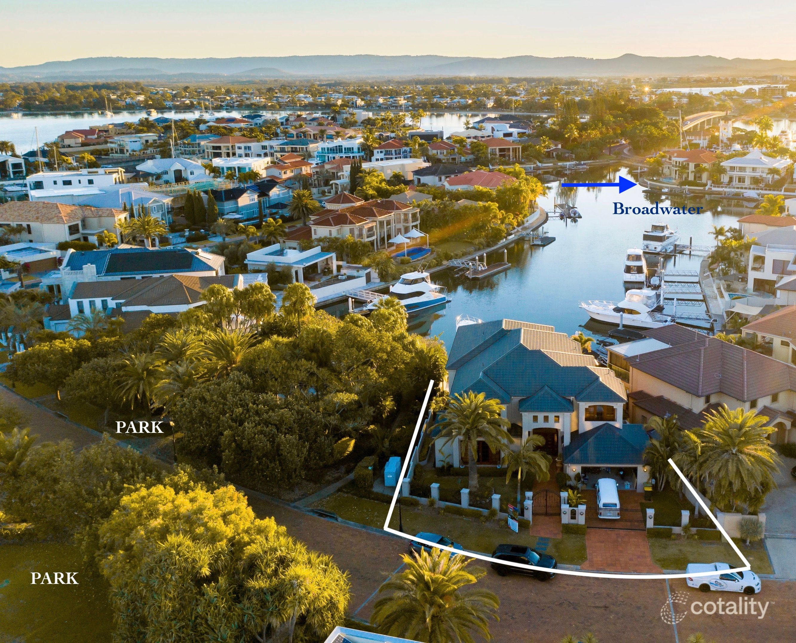 46 King Arthurs Ct, Paradise Point, QLD 4216