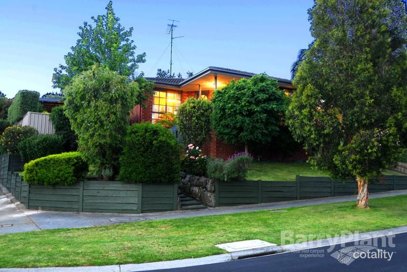 9 Aberdeen Hts, Pakenham, VIC 3810