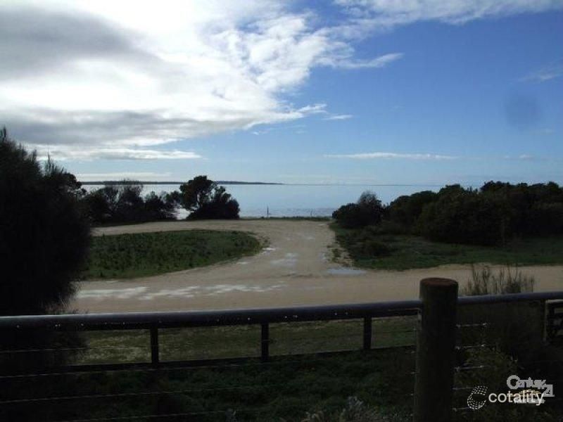 80 Nepean Esp, Nepean Bay, SA 5223