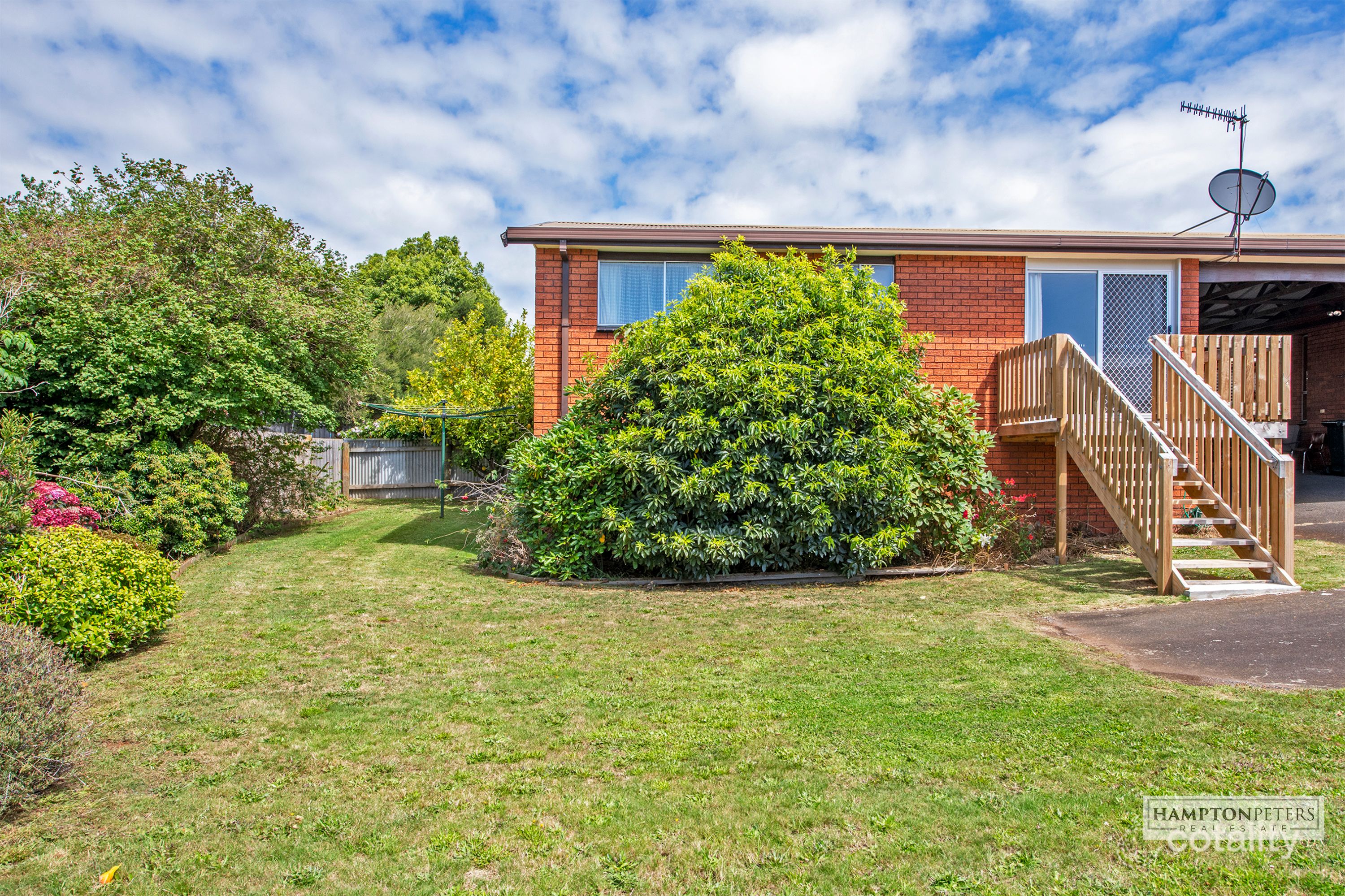 2/11 Turnbull Ave, Upper Burnie, TAS 7320