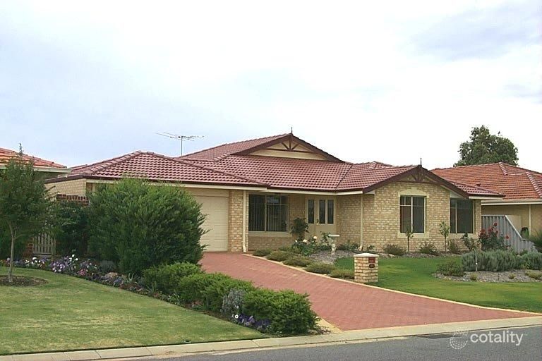 11 Geoff Russell Ave, Kinross, WA 6028