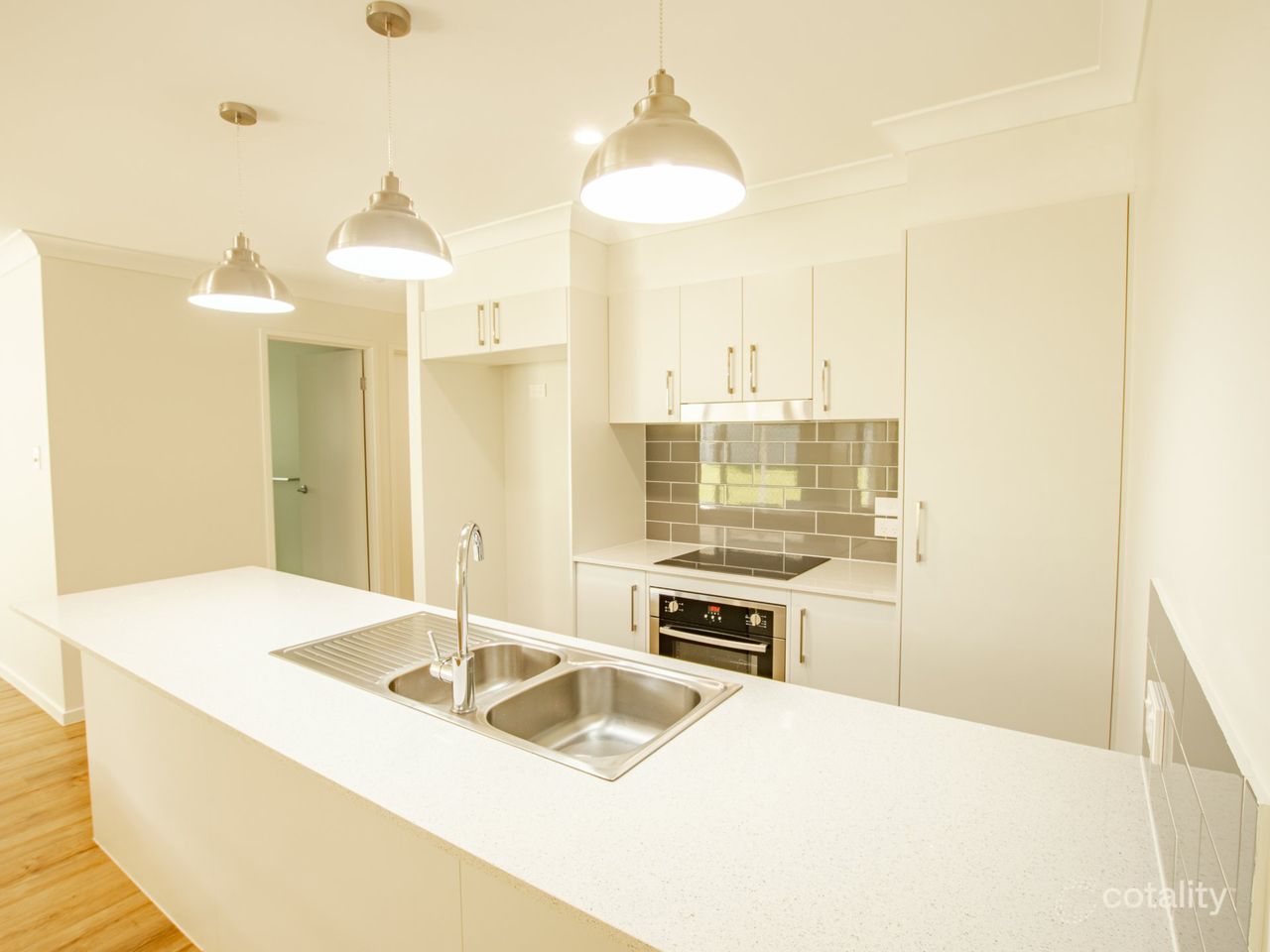 27 Ilumba St, Russell Island, QLD 4184