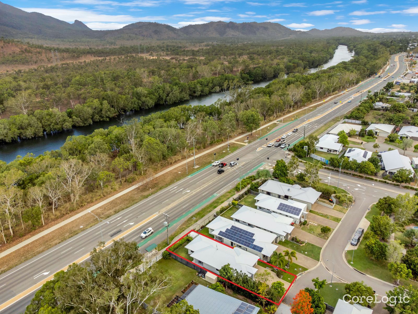 10 Freedom Grn, Rasmussen, QLD 4815