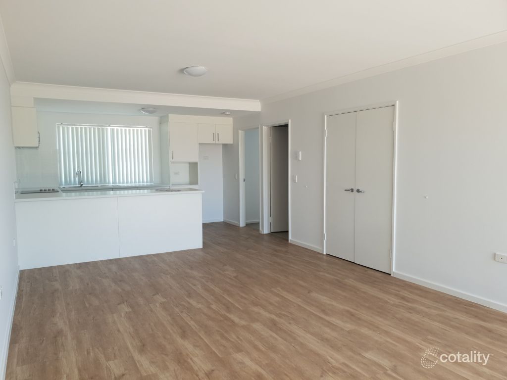 9/2 Market St, Rockingham, WA 6168