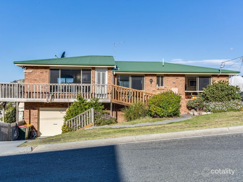 2 Denison Ct, Bicheno, TAS 7215