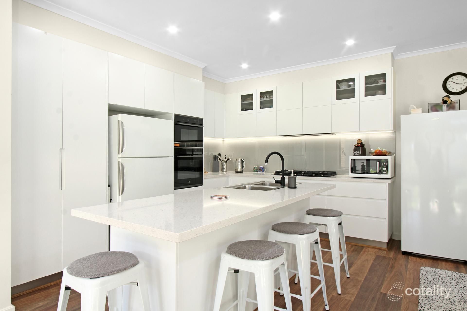 8 Konrads Ave, Newington, NSW 2127