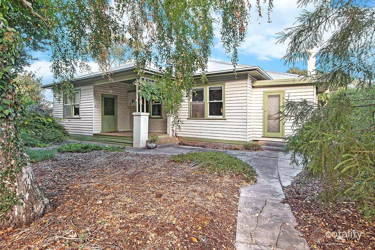43 Fitzroy St, Heywood, VIC 3304