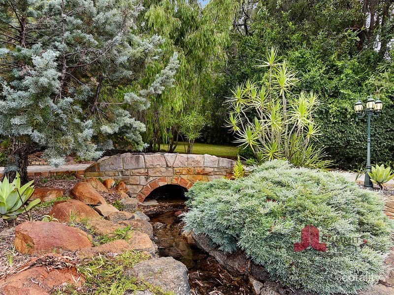 1 Hudson Pl, Leschenault, WA 6233