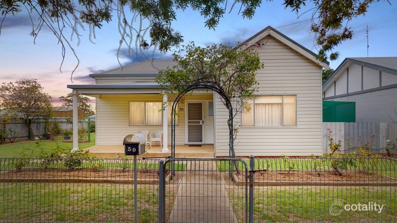 50 Regent St, Junee, NSW 2663